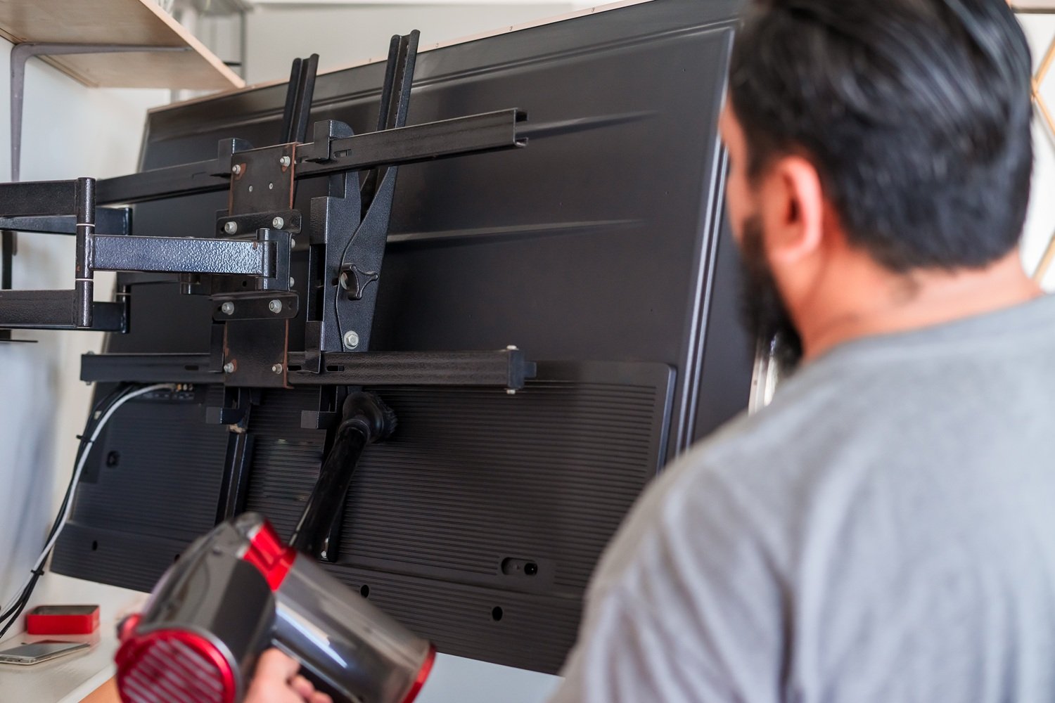 How to Choose the Right TV Mount for Your Space